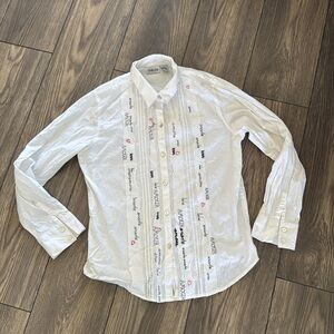 Chico's White  Button Down Shirt tuxedo style embroidered words of love amour